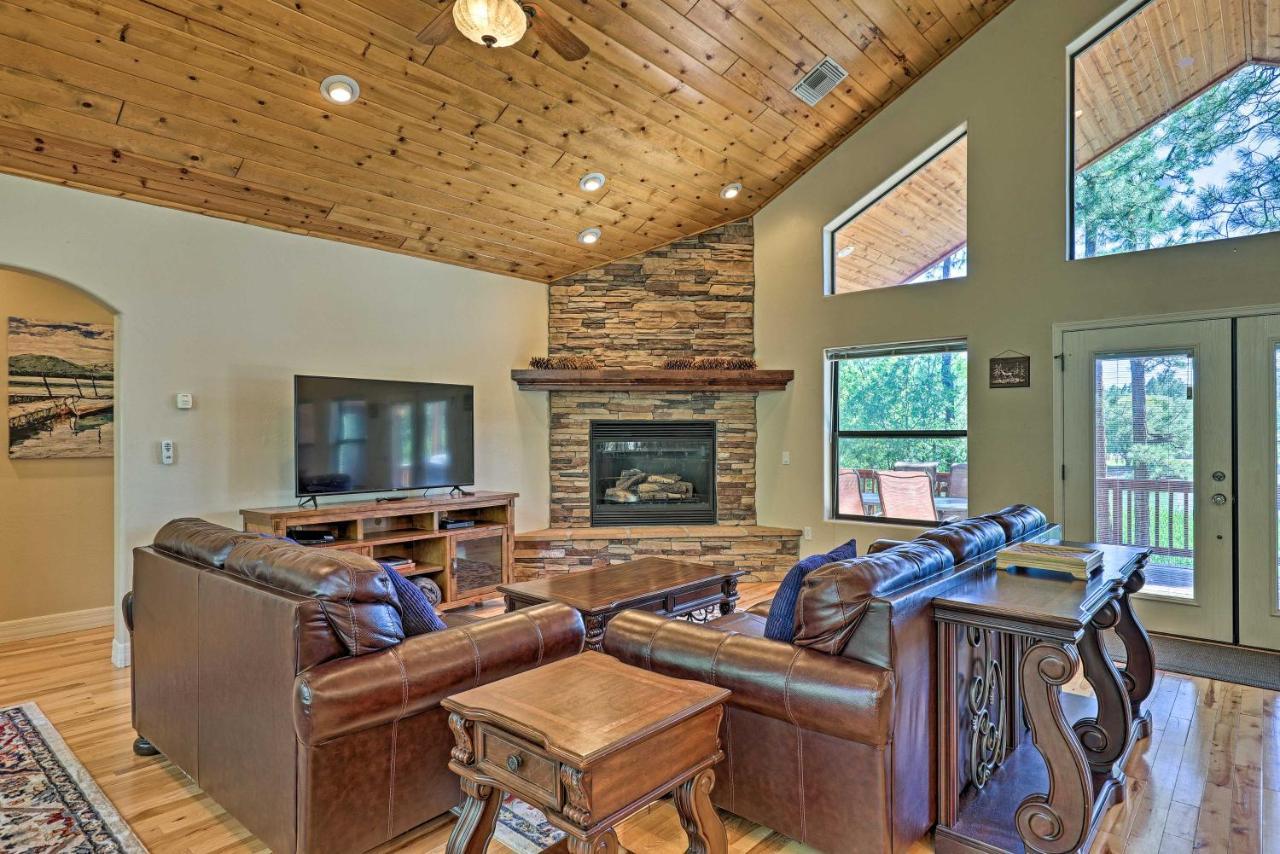Serene Lakeside Cabin With Decks And Edler Lake Views! Pinetop-Lakeside Zewnętrze zdjęcie