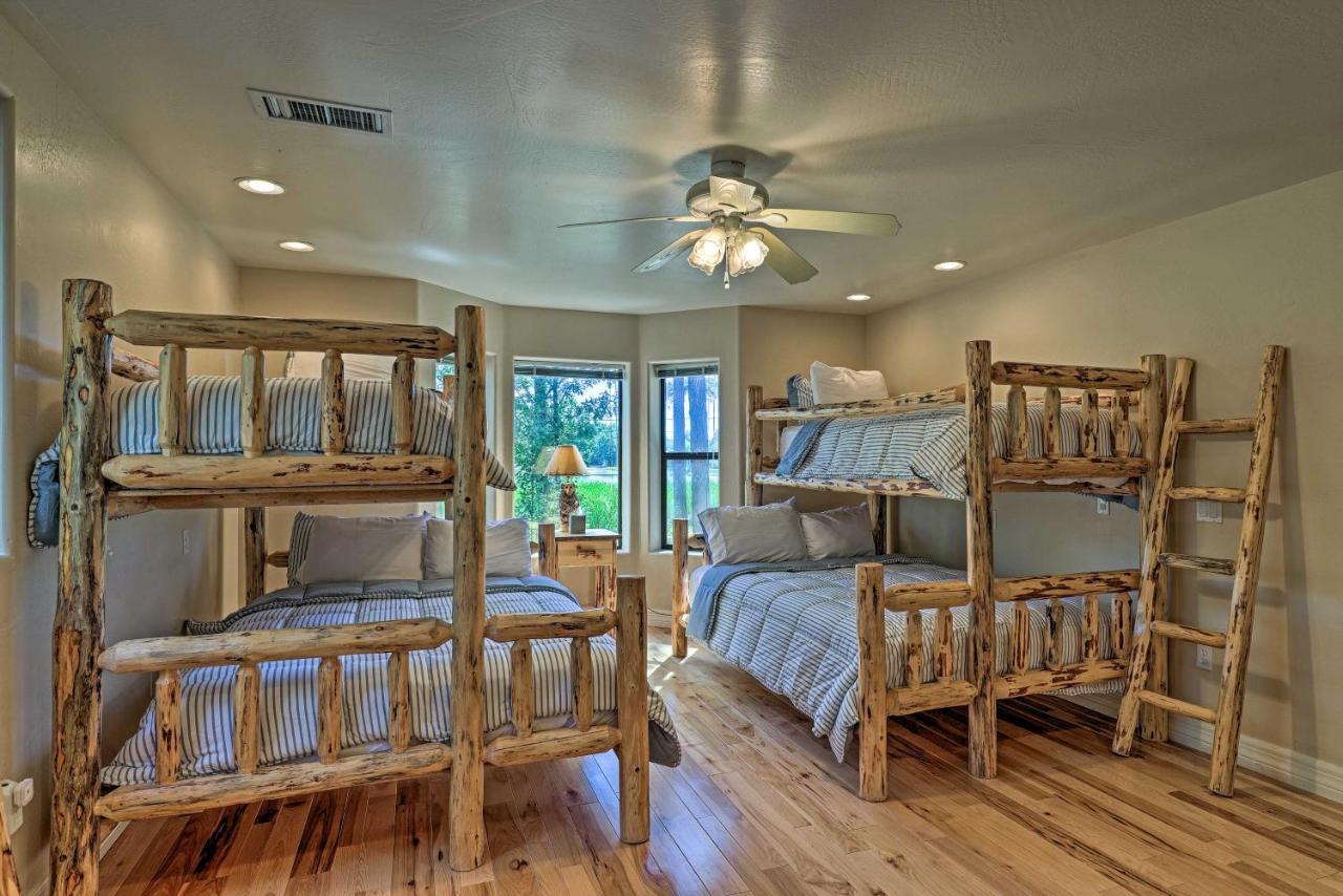 Serene Lakeside Cabin With Decks And Edler Lake Views! Pinetop-Lakeside Zewnętrze zdjęcie